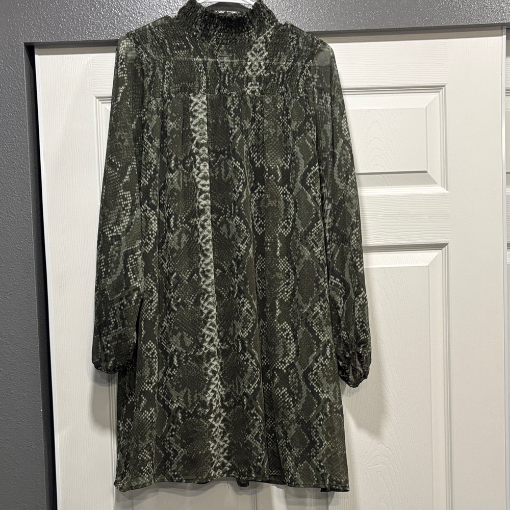 Green snake print tunic